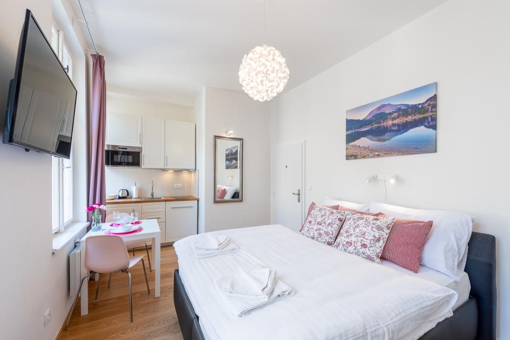 Vanilla Apartment