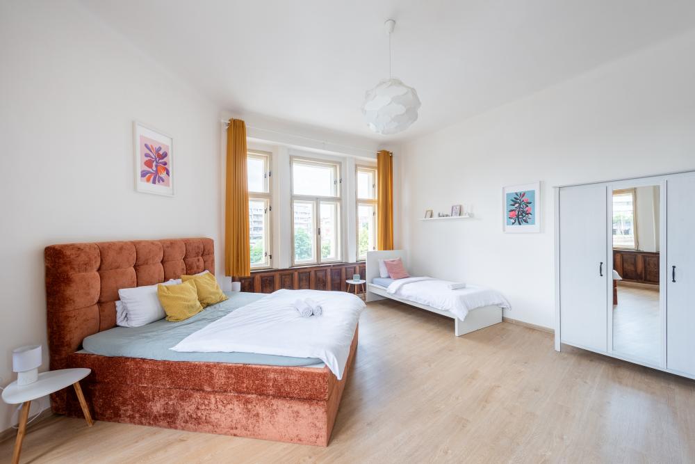 Lily Apartment