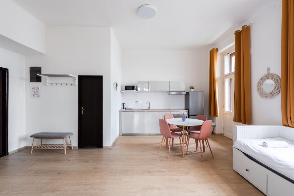 Lily Apartment