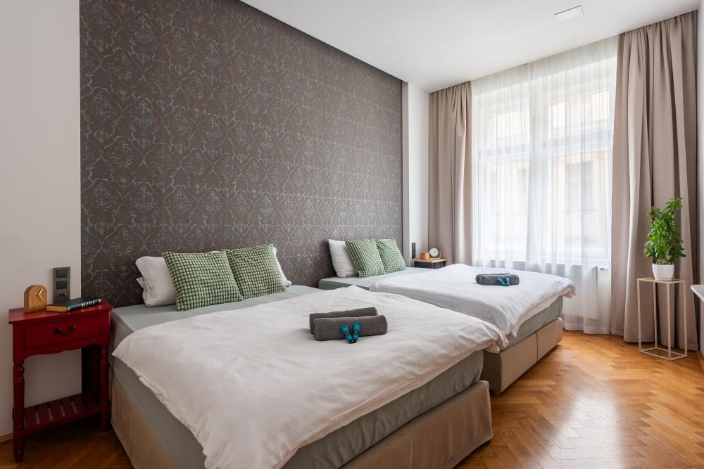 Sakura Suite