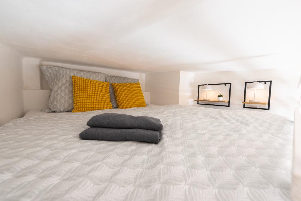 Goose Apartment