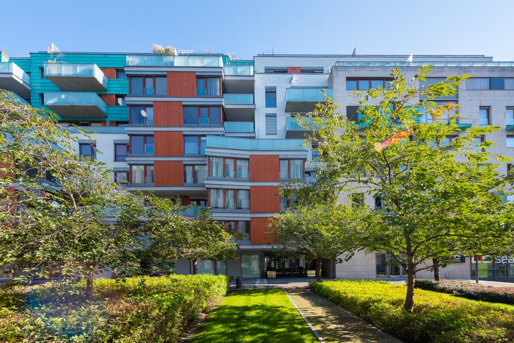 River Diamond Apartment