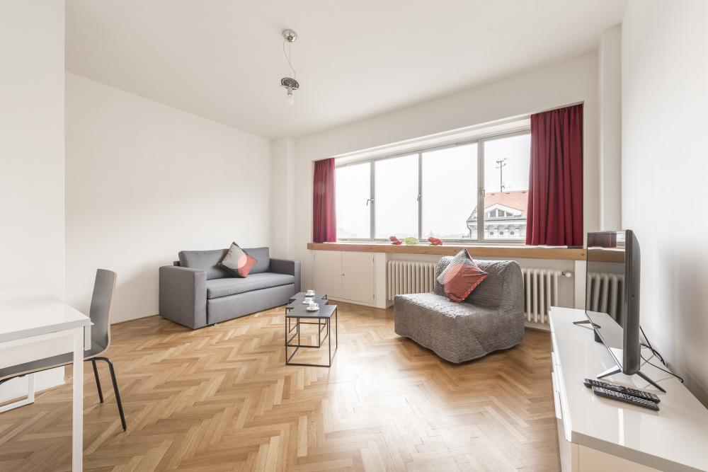 Merkur Park Apartment