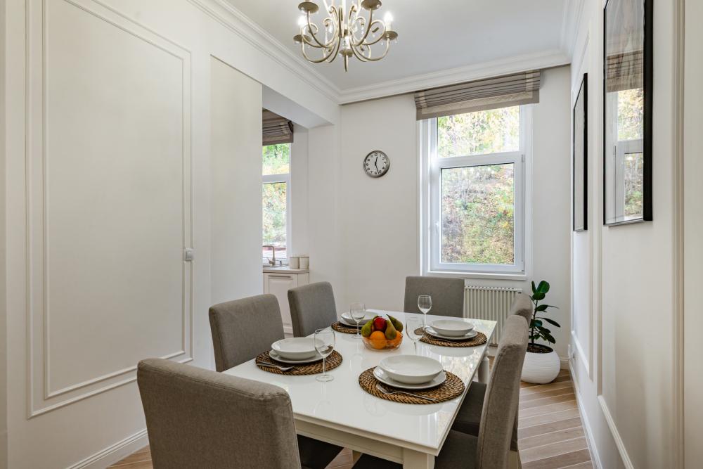 DI - La Mucha Apartment