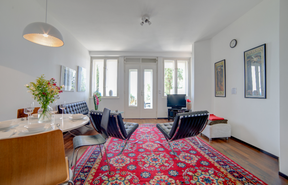 Nosislav Family Apartment