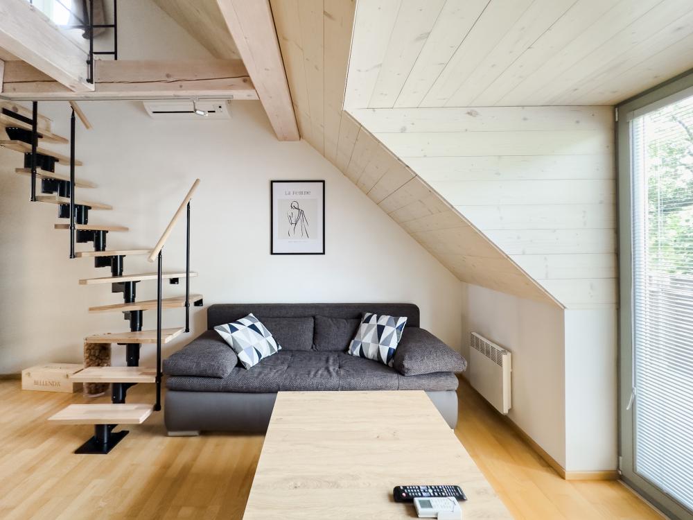 DI - PavLove Apartment